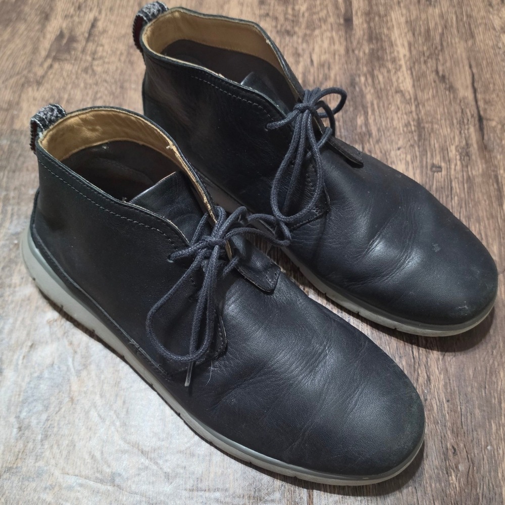 UGG Freamon Chukka Boots Mens 11 Black Leather Desert Boots 1017277